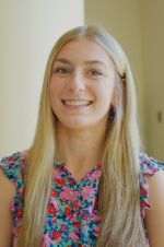 Danielle Bender Headshot